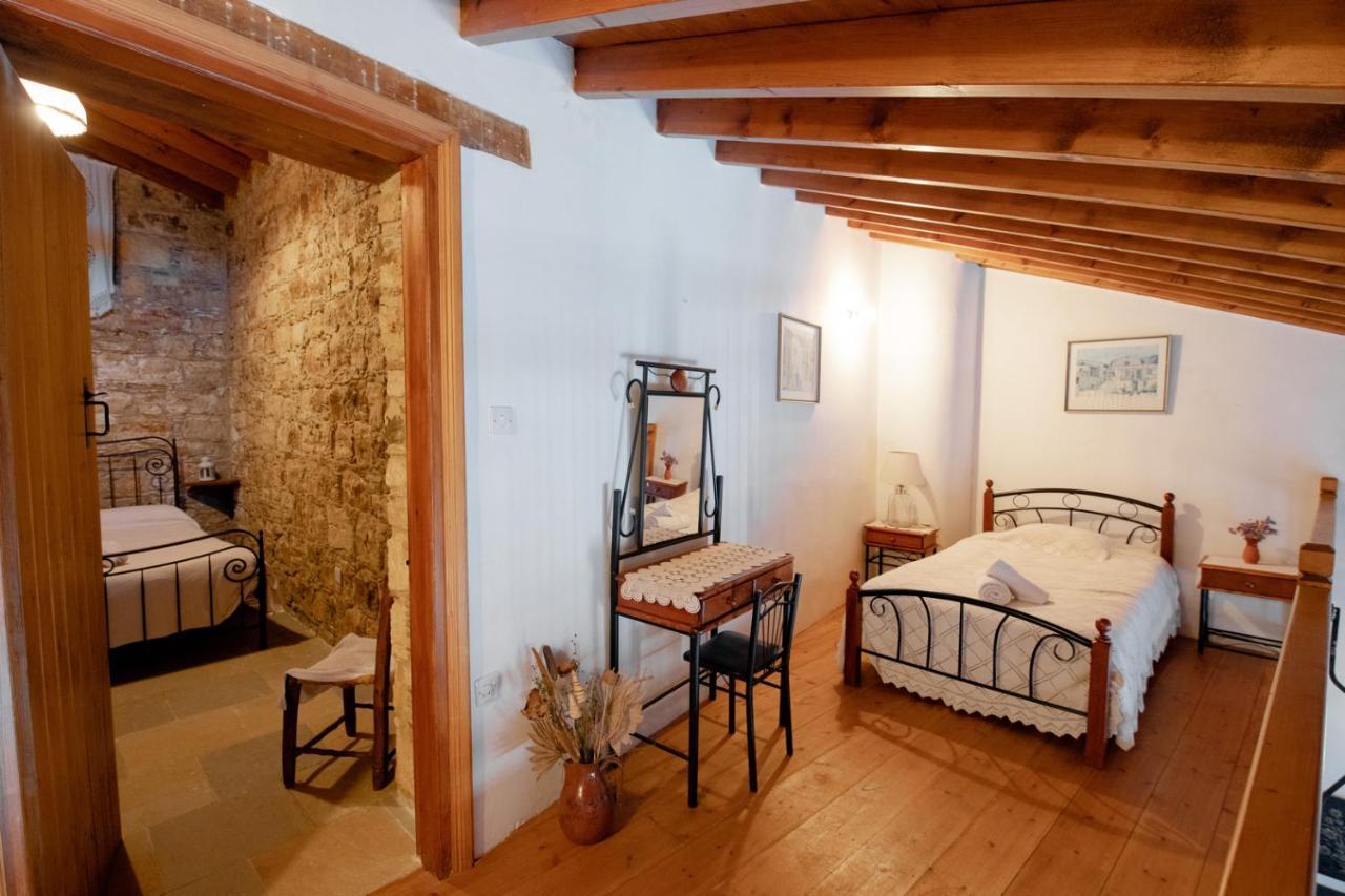 Constantias Stone Houses โลฟู ภายนอก รูปภาพ