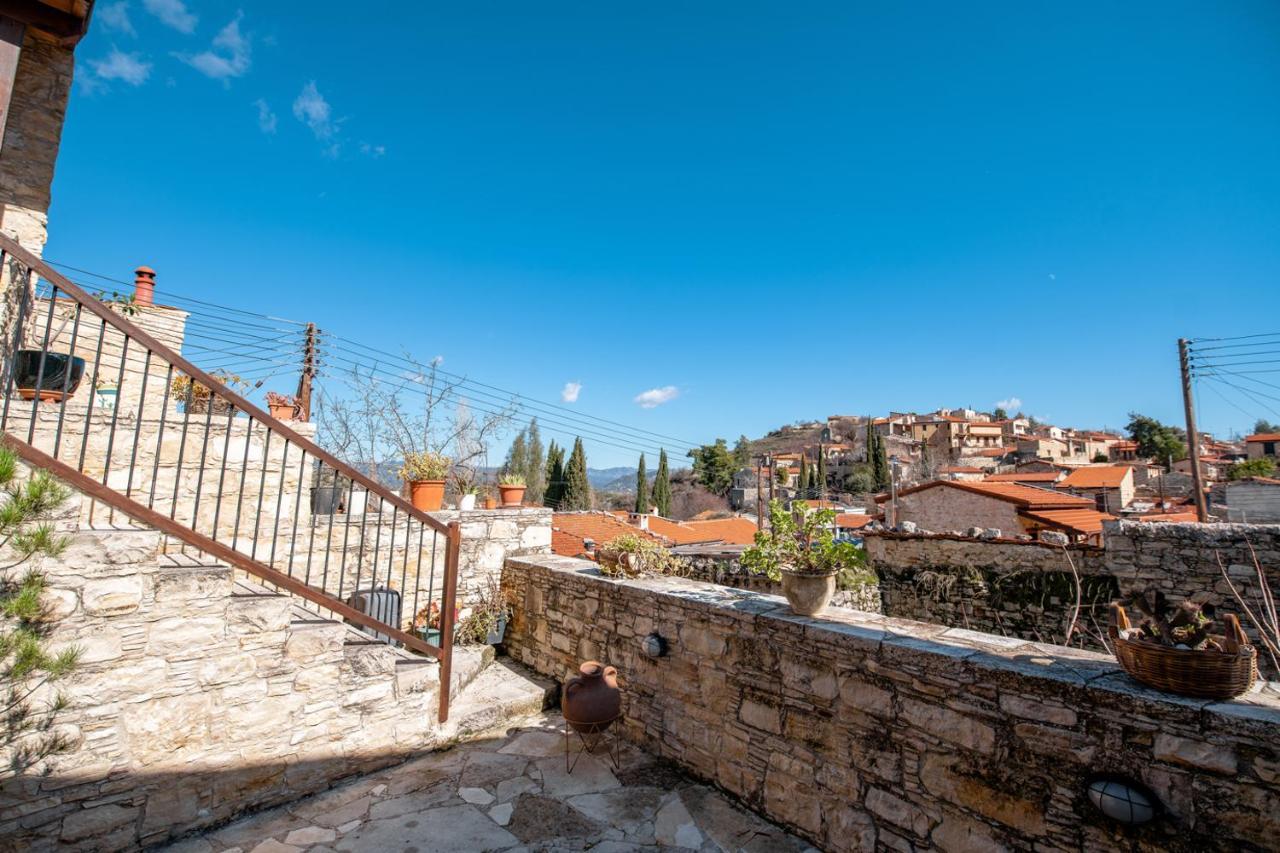 Constantias Stone Houses โลฟู ภายนอก รูปภาพ