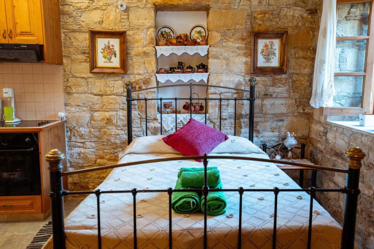 Constantias Stone Houses โลฟู ภายนอก รูปภาพ
