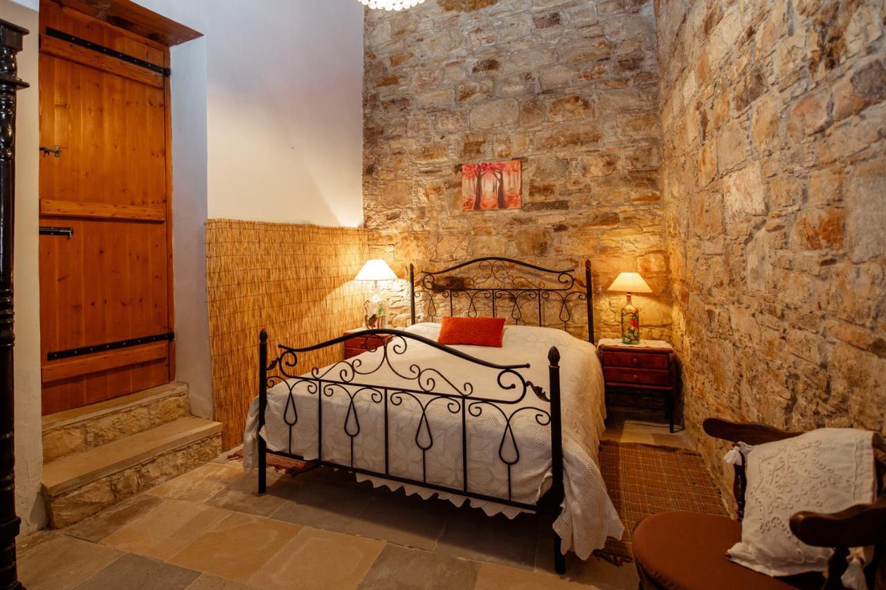 Constantias Stone Houses โลฟู ภายนอก รูปภาพ
