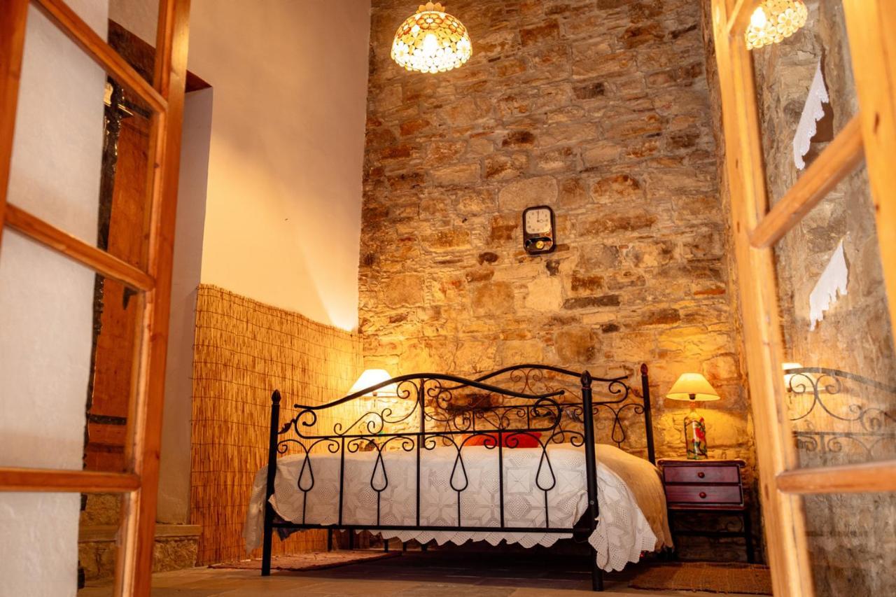 Constantias Stone Houses โลฟู ภายนอก รูปภาพ