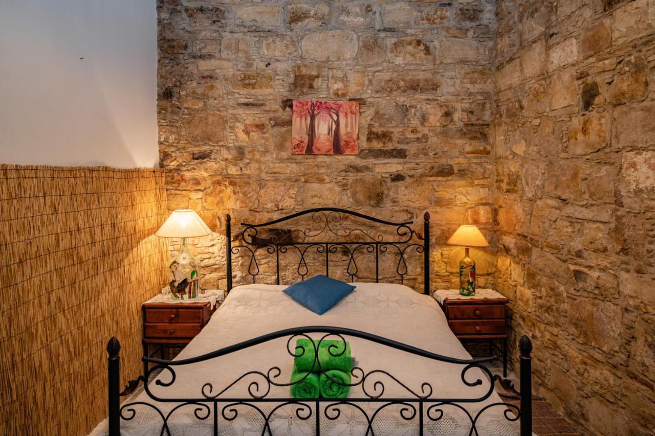Constantias Stone Houses โลฟู ภายนอก รูปภาพ
